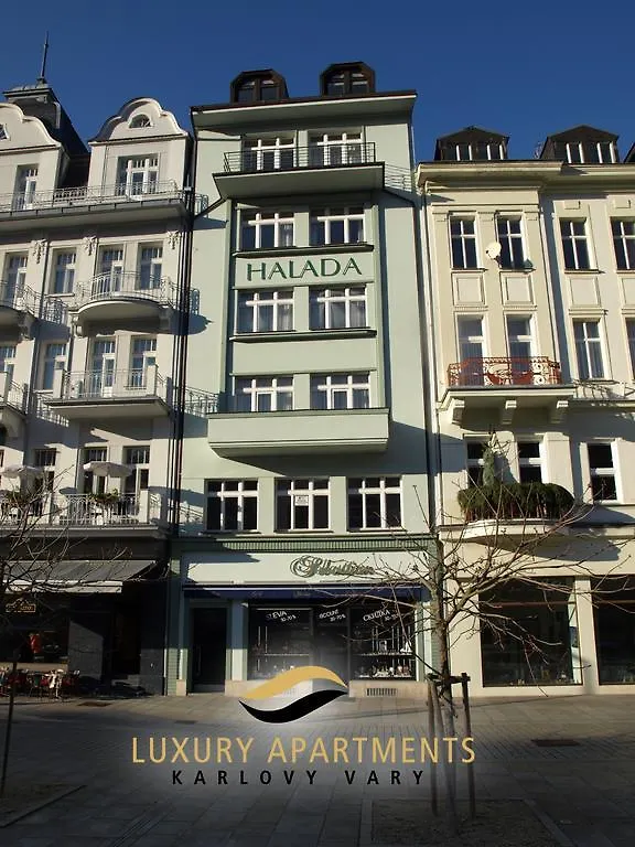 Halada House Apartments Κάρλοβι Βάρι